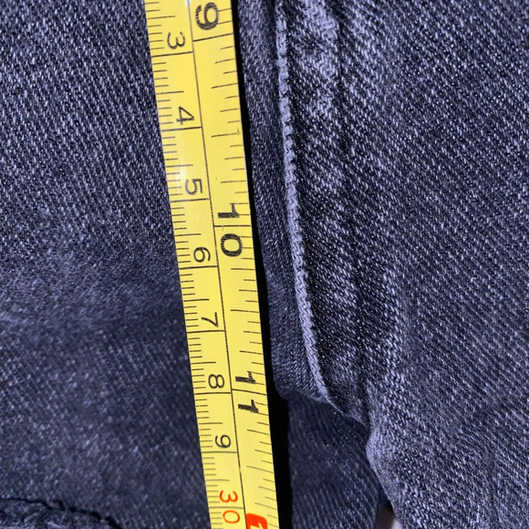 Women's Pacsun Ultra High Rise Vintage Denim Shorts Size 28 Black Distressed - Picture 7 of 7